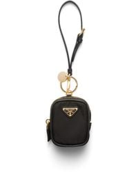 Prada - Mini Pochette Re-Edition 1978 En Re-Nylon Avec Porte-Clés, Femme - Lyst
