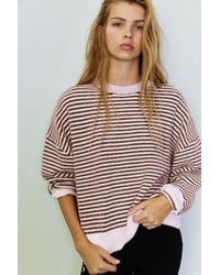 Pull&Bear - Gestreifter Strickpullover Mit Kontrastausschnitt - Lyst