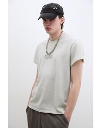 Pull&Bear - Cropped-Slim-Shirt Stwd Mit Gotischem Slogan - Lyst