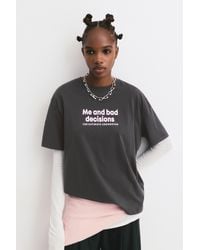 Pull&Bear - T-Shirt Mit Bad-Decisions-Grafik - Lyst