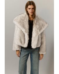 Pull&Bear - Cappotto Corto Effetto Pelliccia Sintetica - Lyst