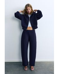 Pull&Bear - Barrel Broek Met Synthetisch Rubber-Effect - Lyst