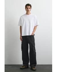 Pull&Bear - Relaxed Fit Cargo Jeans - Lyst