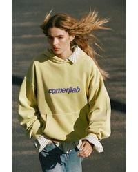 Pull&Bear - Felpa Con Cappuccio Gialla E Grafica - Lyst