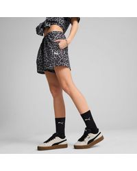 PUMA - Leo Luxe A-Line All-Over Print 3" Geweven Short Voor - Lyst