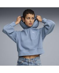 PUMA - Felpa Con Cappuccio Cropped Wardrobe Ess Vestibilità Comoda Da Donna, Abbigliamento, Cool Blu - Lyst