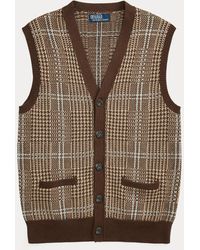 sleeveless jumper for men