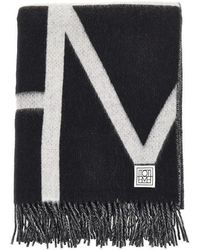 TOTEME - Brushed Wool Monogram Scarf - Lyst