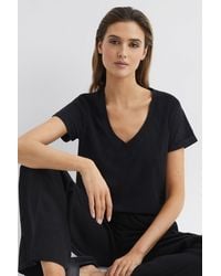 Reiss - Luana - Black Cotton Jersey V-neck T-shirt, Xs - Lyst