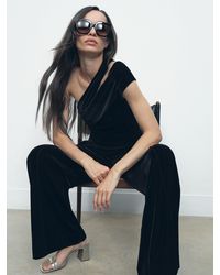 Reiss - Daria - Black Petite Velvet One-shoulder Wide-leg Jumpsuit, Us 2 - Lyst