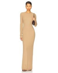 ÉTERNE - ROBE MAXI BUTTER en Taupe - Lyst