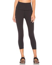 beyond yoga capri leggings