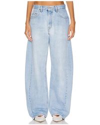 aligrace - Pierna Ancha Barrel Customs En Color Denim Claro Talla En - Lyst