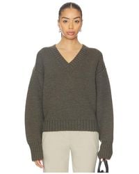 Rohe - Sculptural Compact V-Neck Pullover en Olive - Lyst