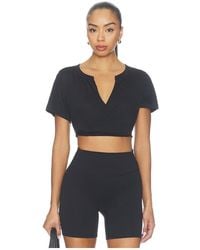 NikeSKIMS - Crop Shortsleeve Top - Lyst