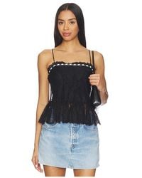 Alice + Olivia - Alessia Lace Ruffle Crop Top - Lyst