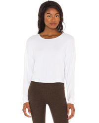 Beyond Yoga Do The Twist Cropped Pullover - White