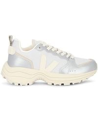 Veja - Zapatilla Deportiva Venturi En Color Plateado Metálico Talla (También En 36, 37, 38, 39, 40, 41) - Lyst