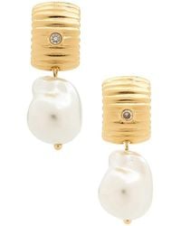 Ettika - Ribbed Pearl Drop Earrings - Lyst