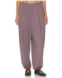 NikeSKIMS - Stretch Knit Harem Pants - Lyst