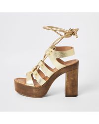 river island wide fit block heeled sandals in gold
