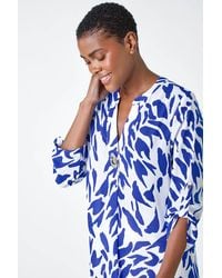 Roman - Abstract V-Neck Longline Button Detail Top - Lyst