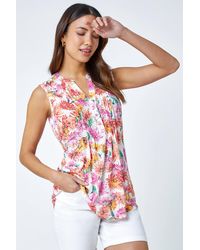 Roman - Sleeveless V-Neck Floral Print Vest - Lyst