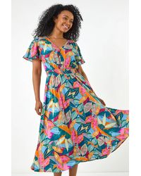 Roman Petite - Leaf Print Shirred Midi Dress - Lyst