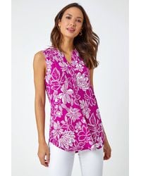 Roman - Textured Floral Print Sleeveless Top - Lyst