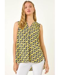 Roman - Geo Print Pleat Front Vest Top - Lyst