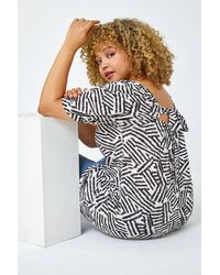 Roman Curve - Abstract Print Tie Detail Top - Lyst