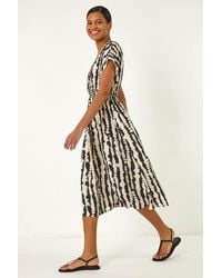 Roman - Abstract Print Shirred Midi Dress - Lyst