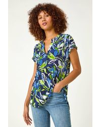 Roman - Textured Leaf Print V-Neck Stretch Top - Lyst