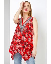Roman Petite - Floral Print V-Neck Hanky Hem Top - Lyst