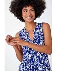 Roman - Abstract Print Sleeveless V-Neck Smock Top - Lyst