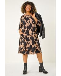 Roman Curve - Abstract Print Pocket Swing Dress - Lyst