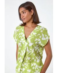 Roman - Geometric Crinkle Textured V-Neck Top - Lyst