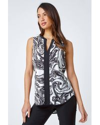 Roman - Sleeveless V-Neck Marble Print Stretch Top - Lyst