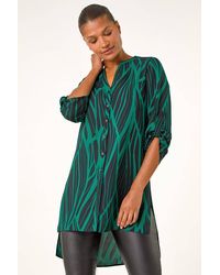 Roman - Abstract Print V-Neck Longline Blouse - Lyst