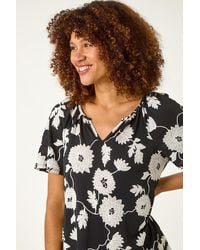 Roman - Textured Floral Print V-Neck Stretch Top - Lyst