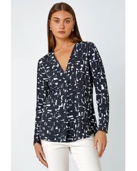 Roman - Geometric V-Neck Pleat Detail Stretch Top - Lyst