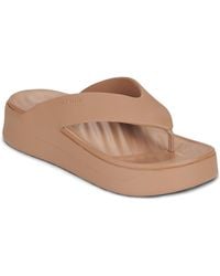 Crocs™ - Flip Flops / Sandals (shoes) Getaway Platform Flip - Lyst