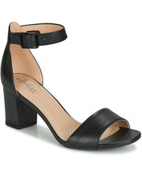 Clarks - Deva Mae Leather Block Heeled Sandals - Lyst