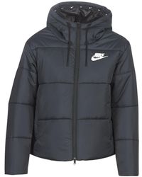 where to find cheap nike clothes