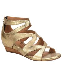 mauldin wedge sandal söfft