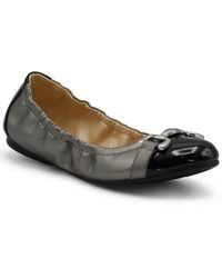 Adrienne Vittadini - Cadeeno Flat - Lyst