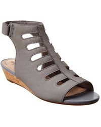 clarks wedge sandals canada