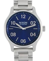 nixon quartz watch
