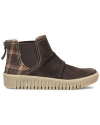 Comfortiva - Hollis Suede Boot - Lyst