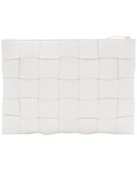 Bottega Veneta - White Intrecciato Leather Cassette Medium Flat Zip Pouch (authentic Pre-loved) - Lyst